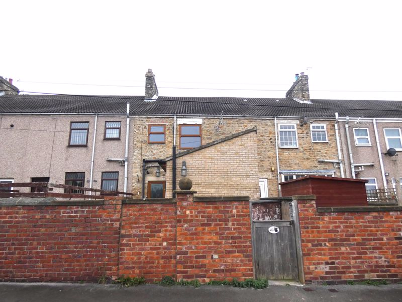 Rear- click for photo gallery